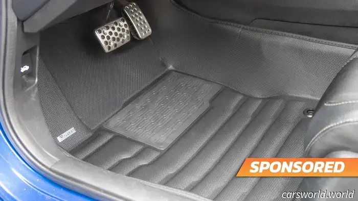 I tappetini TuxMat hanno fatto sentire questa Honda Civic come un veicolo di lusso