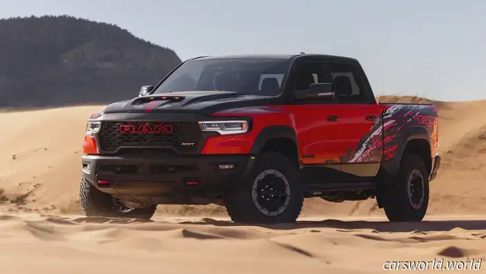 Ram TRX 2027 года — 777‑сильный пикап Hellcat с эмблемой SRT.