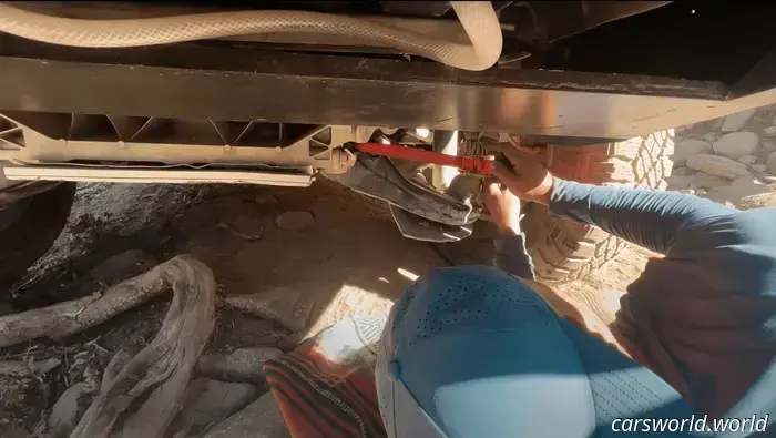 Mira cómo un Tesla Cybertruck lucha por completar el Rubicon Trail.