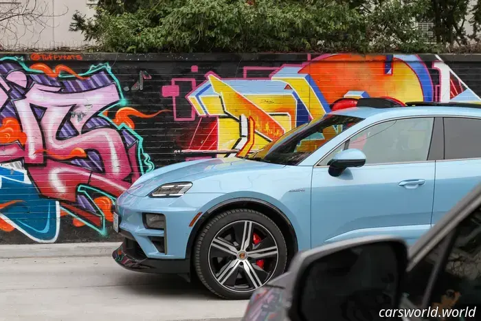 Revisión del Porsche Macan Turbo EV 2025: El Anti-Tesla
