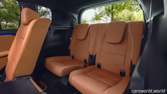 The compact Mercedes-Benz GLB is set to feature an impressive array of screens.