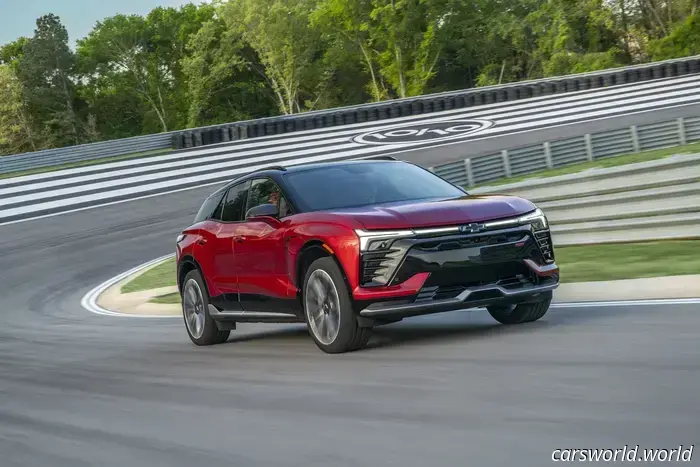 Análisis de la unidad inicial del Chevrolet Blazer EV SS 2025: Bienvenido de nuevo, V6 Malibu.