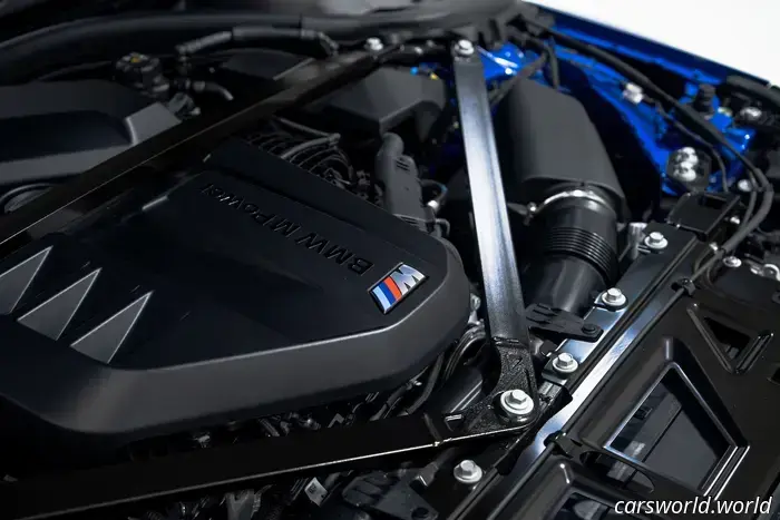 Prima prova su strada della BMW M2 CS 2026: 108.000 dollari e in pista si comporta come tale