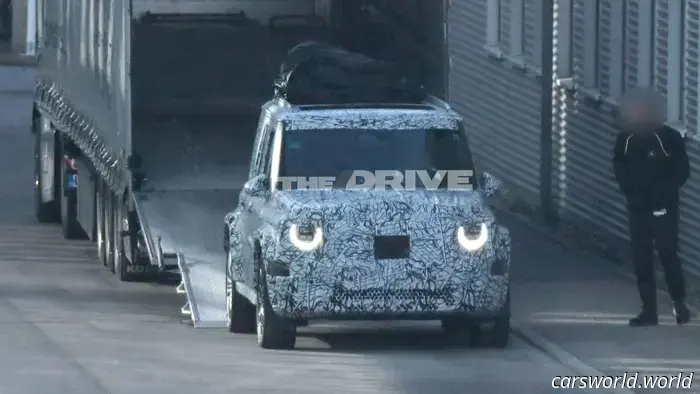 At last: The 'Baby' G-Class from Mercedes-Benz Caught Testing for the First Time
