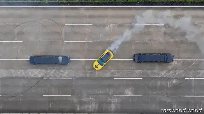 El EV chino roba videos de Gymkhana de Ken Block, pero no estamos enojados por ello