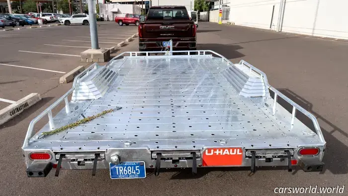 Автопарки начинают пополняться Новыми Прицепами для Грузовых Автомобилей U-Образной Формы Максимальной Грузоподъемностью 6800 Фунтов