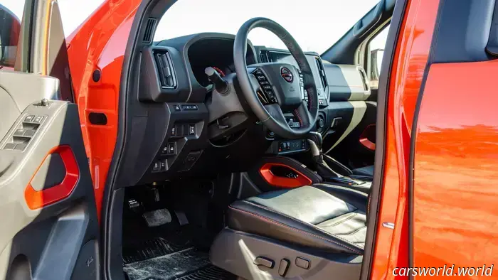 Revisión del Nissan Frontier Pro-4X 2025: Es Mejor Porque es Peor