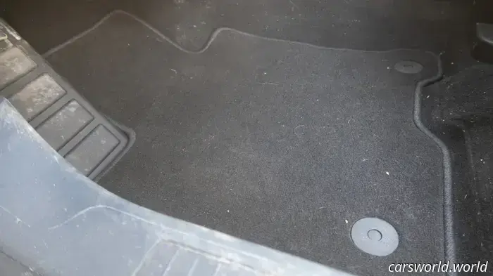 TuxMat Puede Hacer Que un Automóvil de Modelo Base Se Sienta de Élite en un Instante