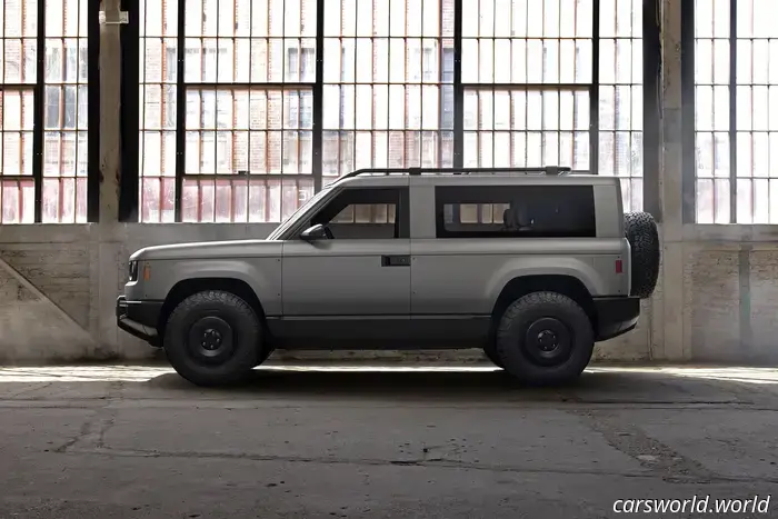 La Camioneta Slate Puede Convertirse En una SUV Defender Económica Con un Kit Opcional Estilo IKEA