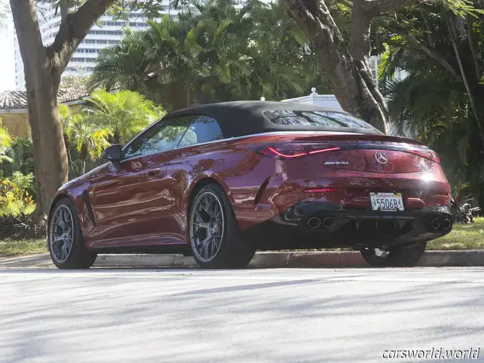 Prueba de manejo del Mercedes-AMG CLE 53 Cabriolet 2025: Estoy convencido.