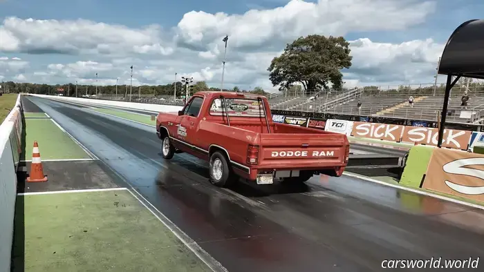 Ram del 1987 con sei cilindri in linea turbo dimostra che l'Hurricane è davvero il 2JZ di Mopar