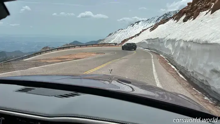 Reseña del Rolls-Royce Cullinan Series II 2025: Por qué escalamos montañas