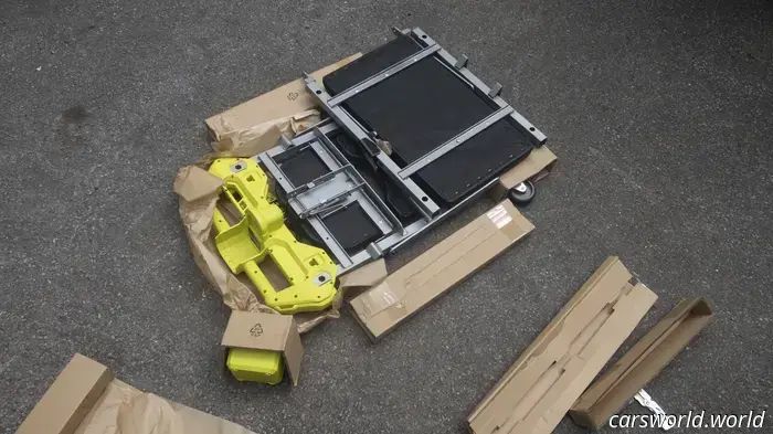 Обзор двухфункциональной поддушки и сиденья Ryobi: удобный табурет с фонариками