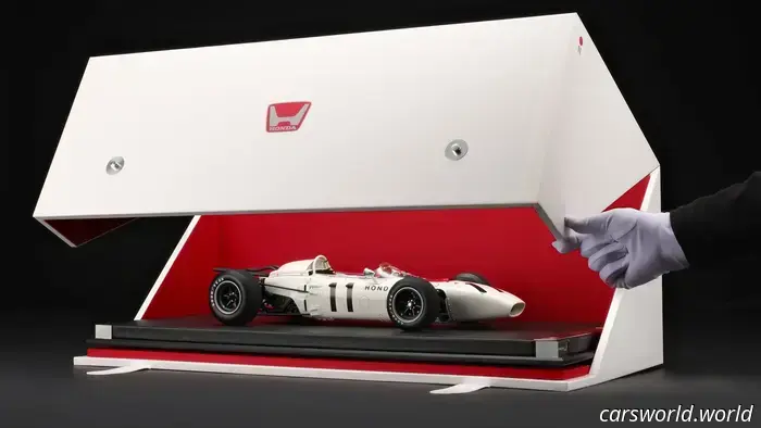 Este modelo de Honda F1 tiene un precio superior al de un automóvil real.
