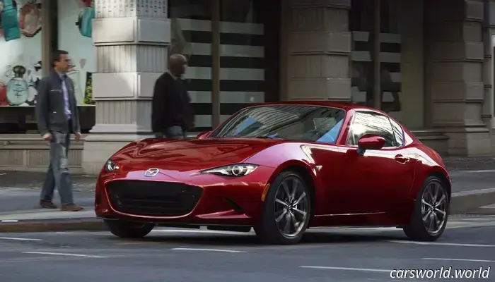 Mazda Dice que los estadounidenses Querían Convertir el Miata en una 'Harley-Davidson'