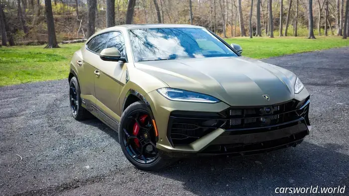 Lamborghini supera Hyundai con garanzia di 10 anni a chilometraggio illimitato