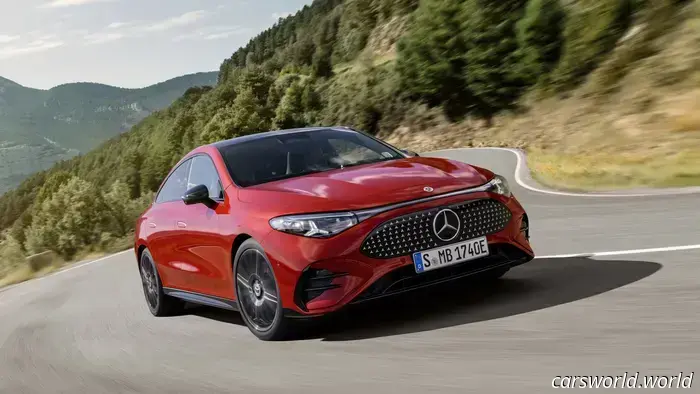 El Mercedes CLA 2026 Se Convierte en ICE y EV Para Que Pueda Tener Éxito Donde Fallaron Los Autos EQ