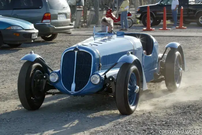 28 Heartwarming Images of Jay Leno Enjoying Rides in His Numerous Cars
