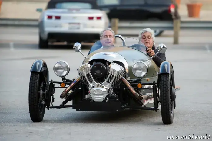 28 Heartwarming Images of Jay Leno Enjoying Rides in His Numerous Cars