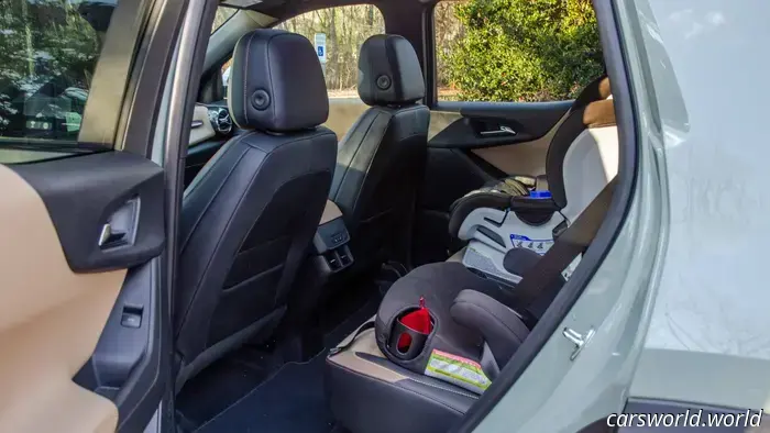 2025 Chevrolet Equinox Recensione: conveniente e ricco di tecnologia, ma potrebbe guidare meglio