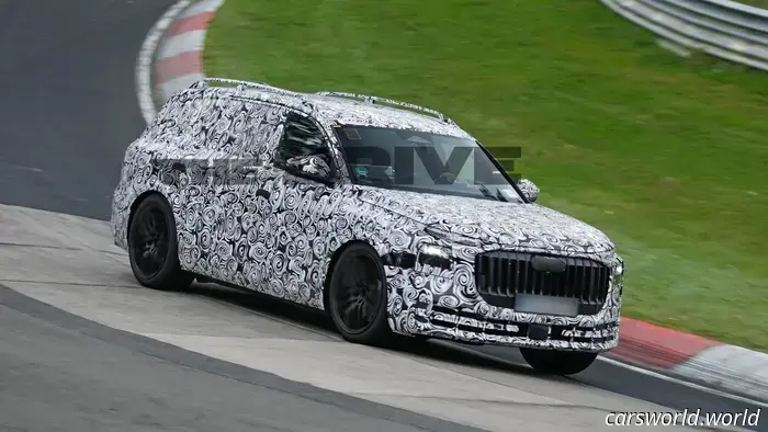 Audi Targets Mercedes-Maybach with Q9 Horch SUV: Spy Images