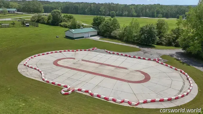 Questa tenuta della Georgia è dotata di una propria pista di go-kart per $11,5 milioni