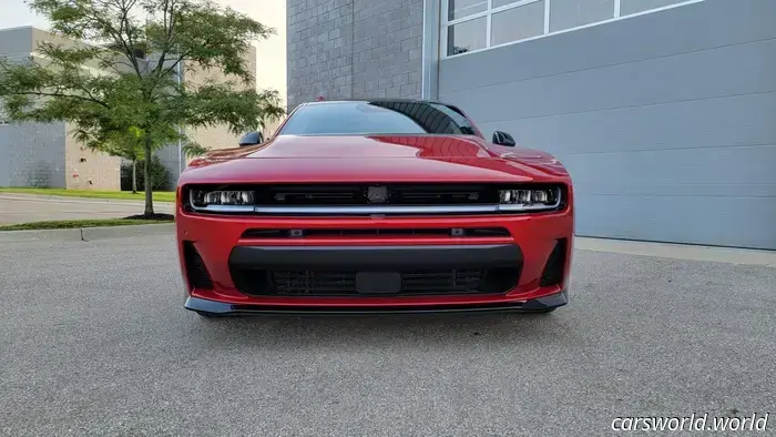 Не рассчитывайте купить бензиновый Dodge Charger дешевле чем за 40 000 долларов