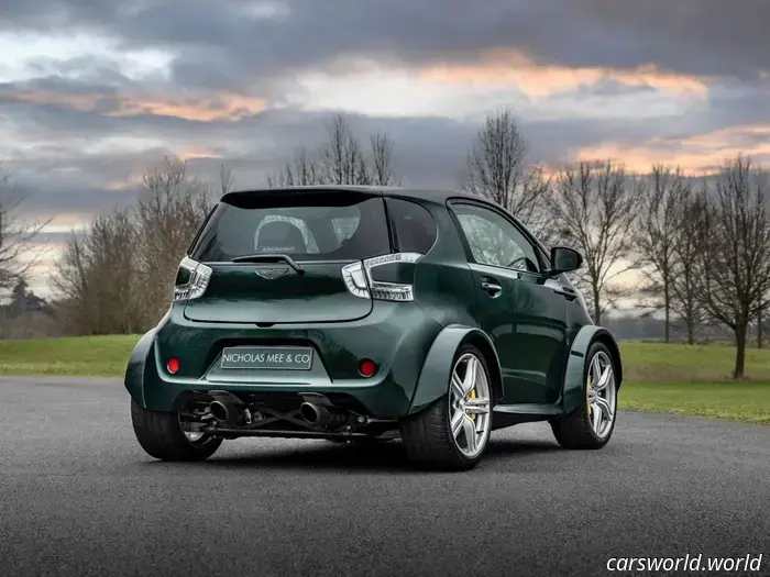 L'unico V8 Aston Martin Cygnet al mondo è in vendita