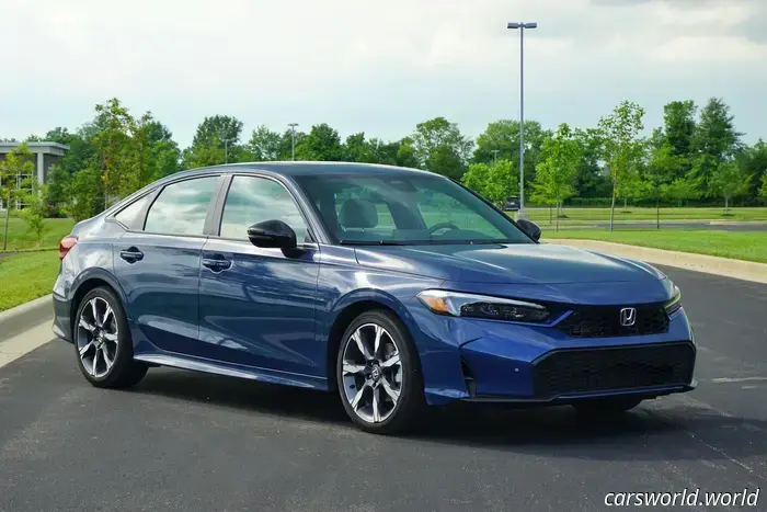 I drove a 2025 Honda Civic Hybrid for two months and effortlessly achieved 51 MPG.