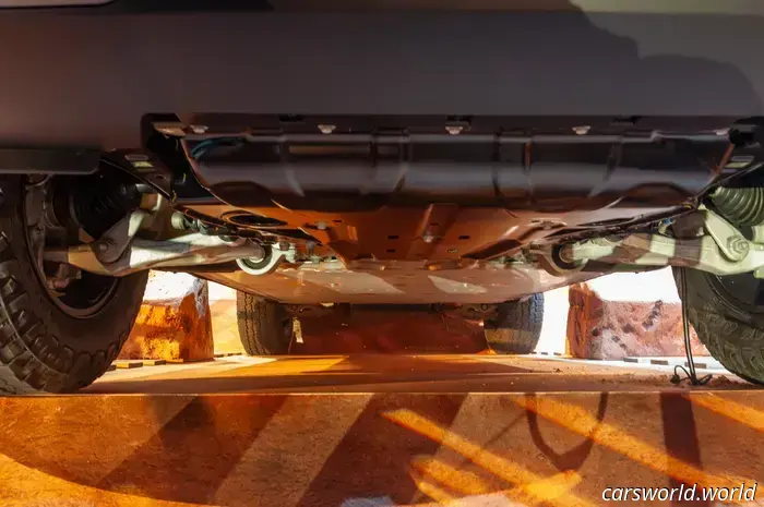 Il Jeep Recon 2026 parte da non meno di 67.000 dollari e ha 650 CV.