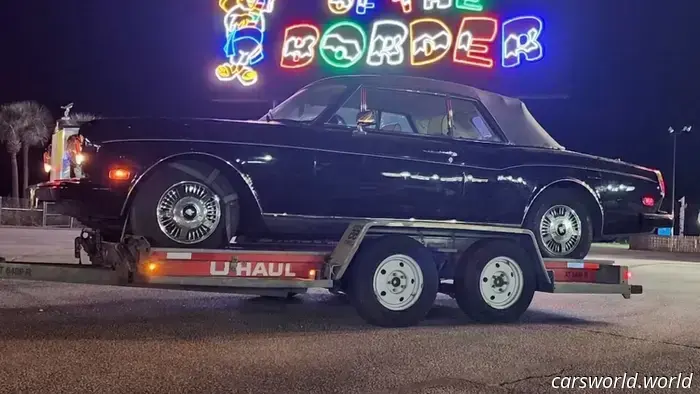 Un uomo di Long Island compra una Rolls-Royce Corniche per suo padre. Si è scoperto che era di Tupac.