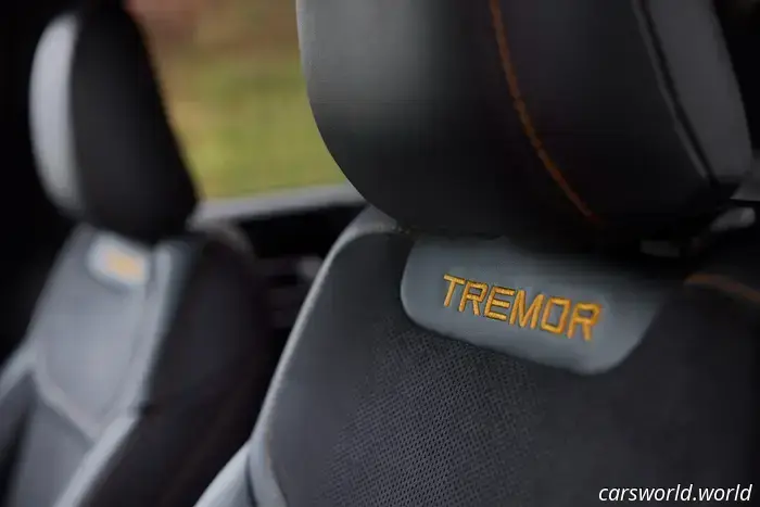 Ford Explorer Tremor - это, по сути, 400-сильный внедорожник ST