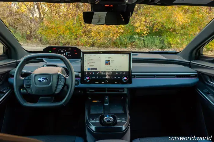 Recensione della Subaru Solterra 2026: Eclissando i suoi fratelli Lexus e Toyota