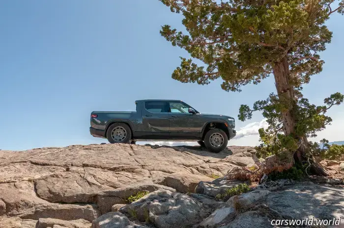 Prova su strada della Rivian R1T Quad 2026: Quando troppo è semplicemente abbastanza