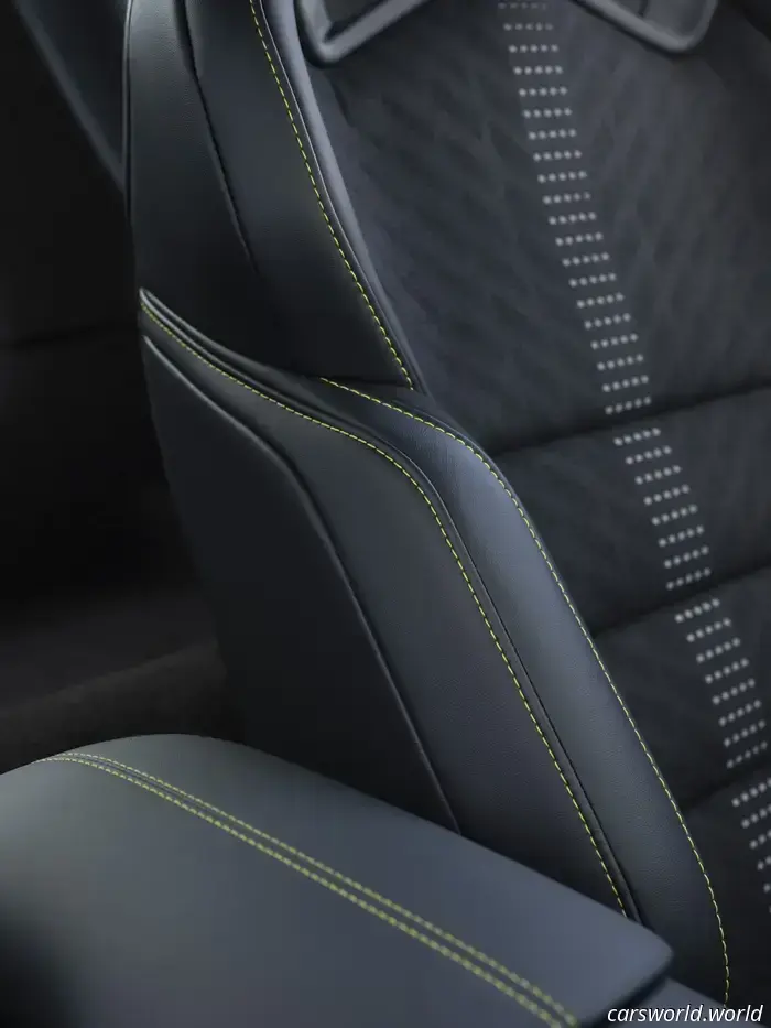 You can now obtain a Ford Mustang GTD in complete naked carbon fiber.