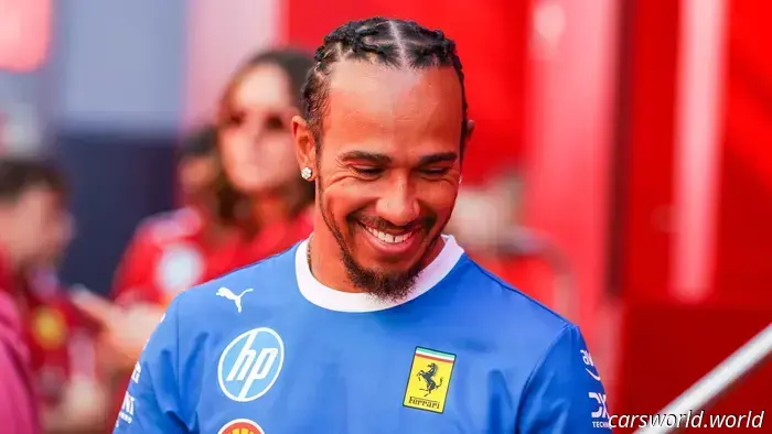 Lewis Hamilton realmente solo quiere un coche.