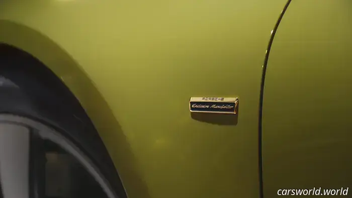El Porsche 911 Spirit 70 Revive una Joya de la década de 1970: Un Interior Pasha
