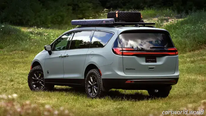 Chrysler Pacifica Grizzly Peak — четырёхместный минивэн на 31-дюймовых шинах
