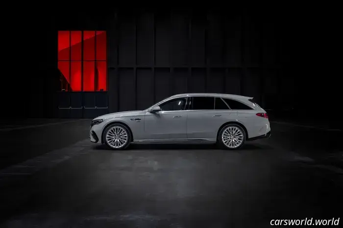 El Mercedes-AMG E53 Wagon 2026 Se Venderá en EE. UU., Subcotizando al BMW M5 y al Audi RS6