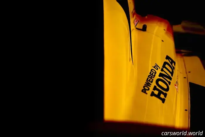 Cómo el ganador de Indy 500, Alex Palou, y Honda están Dominando la Era Híbrida de IndyCar