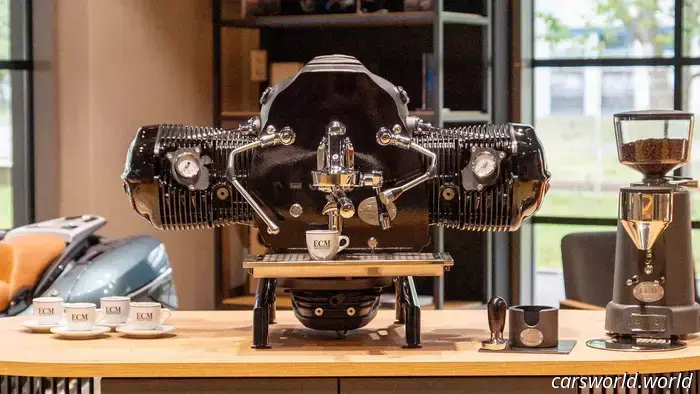 Questo motore di moto BMW è in realtà una caffettiera da 9.185 dollari