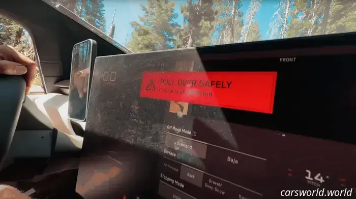 Mira cómo un Tesla Cybertruck lucha por completar el Rubicon Trail.