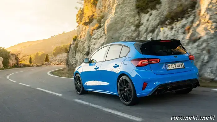 The final Ford Focus ST has come off the production line.