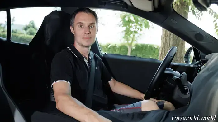 Porsche теперь рассматривает «фейковые» переключения передач в своих электромобилях после того, как ранее выступало против этого