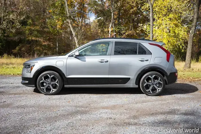 2025 Kia Niro Plug-In Hybrid Review: Excelling in a Single Aspect