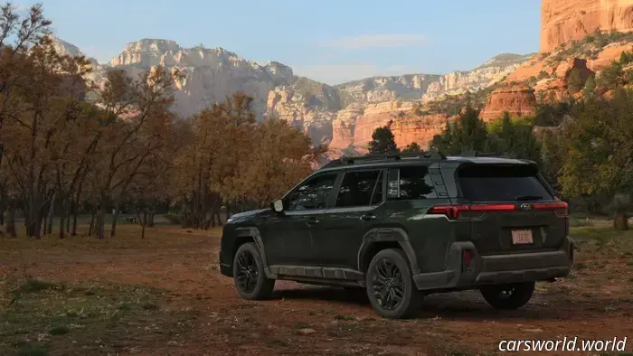 El Subaru Outback 2026 continúa siendo, de manera discreta, un automóvil familiar; simplemente, no se lo cuentes a los entusiastas de los SUV.