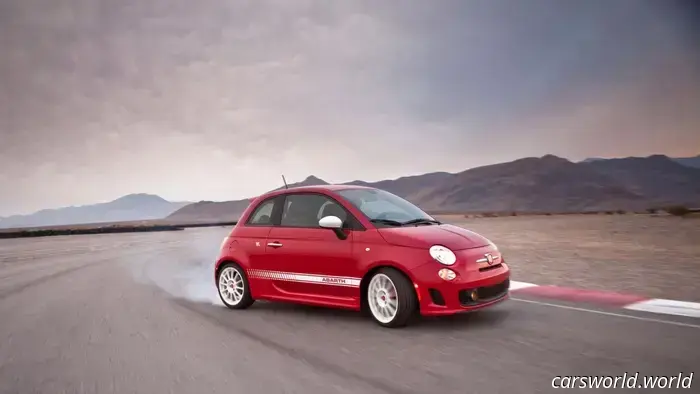 Fiat может возродить бензиновые модели Abarth, потому что владельцы не могут модифицировать электромобили