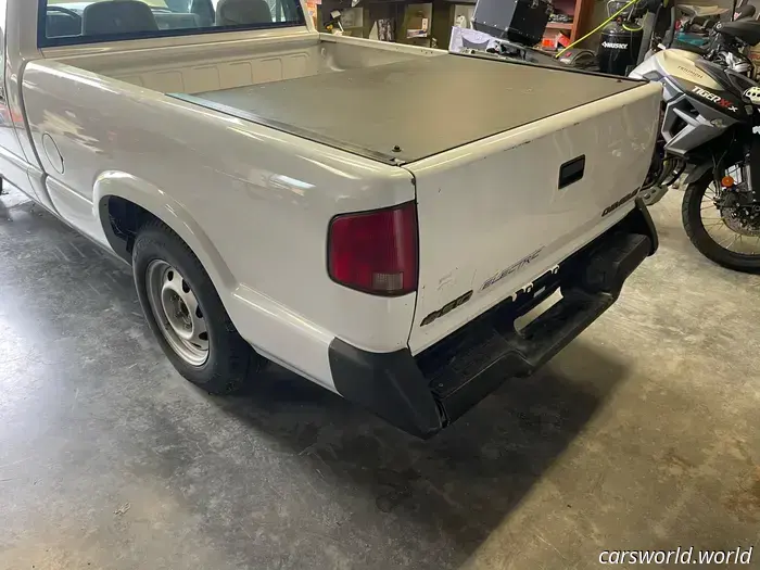 These 1998 Chevy S-10 Electric Pickups were meant to be destroyed, but one individual rescued three of them.