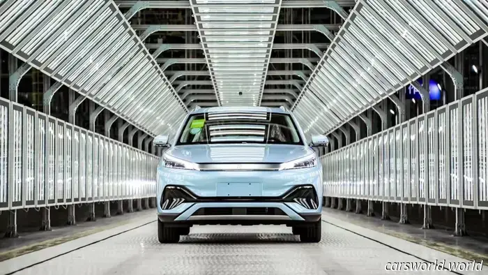 L'amministratore delegato di Ford dice che la Cina può 'mandarci tutti fuori dal mercato': TDS