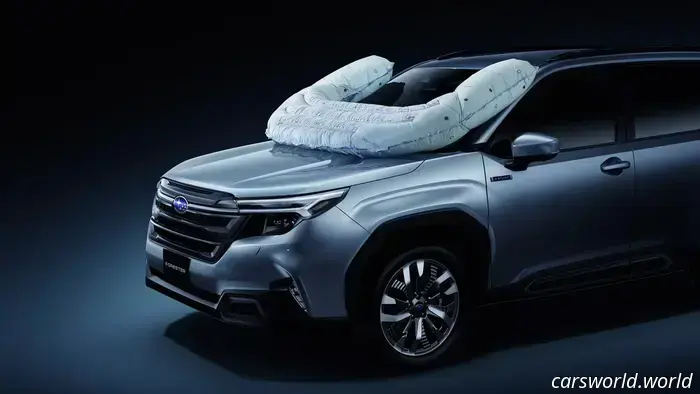 Subaru Diseñó una Bolsa de Aire en Forma de U para Ciclistas en el Forester 2025